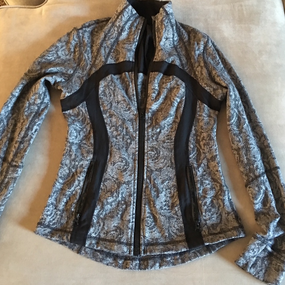 Athletic jacket