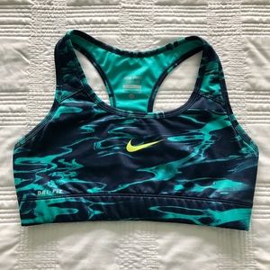 Nike Pro Sports Bra