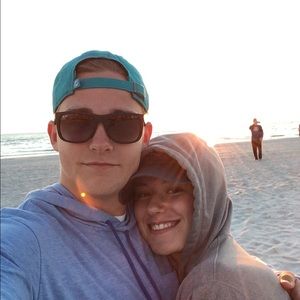 Meet your Posher, Alex