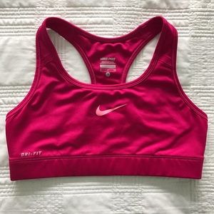 Nike Pro Sports Bra