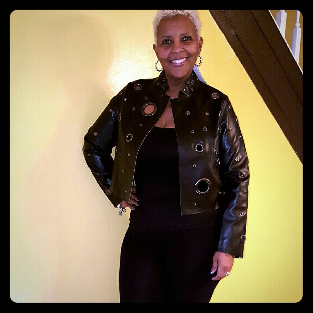 Ladies crop jacket