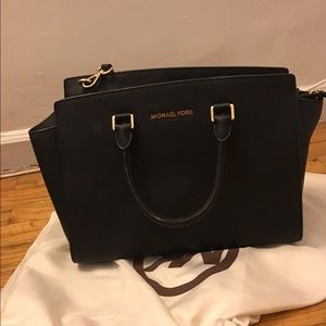 Michael Kors Selma satchel large in black