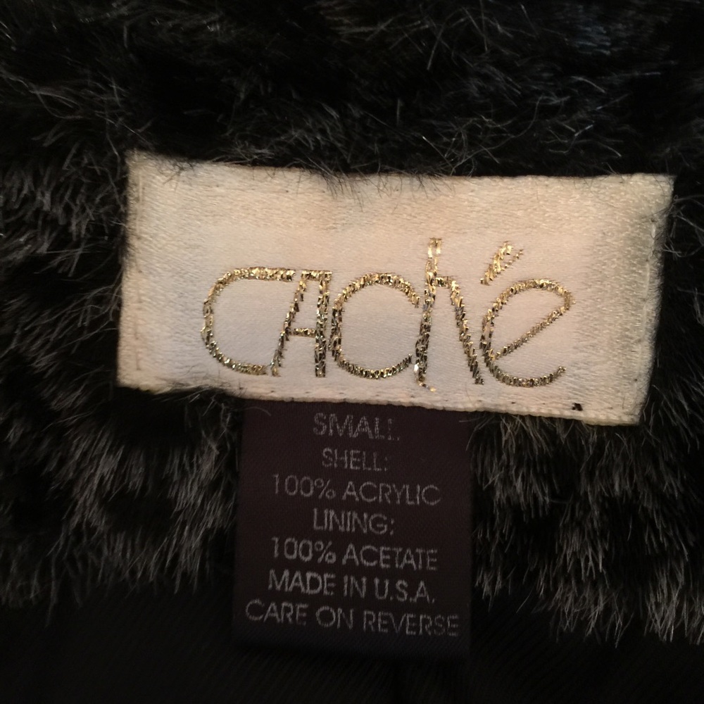 Coat - Picture 4 of 4