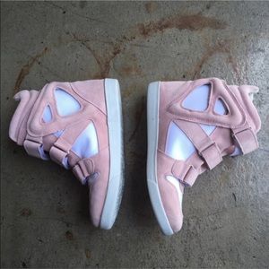 Modern Vice pink sneakers with invisible heel