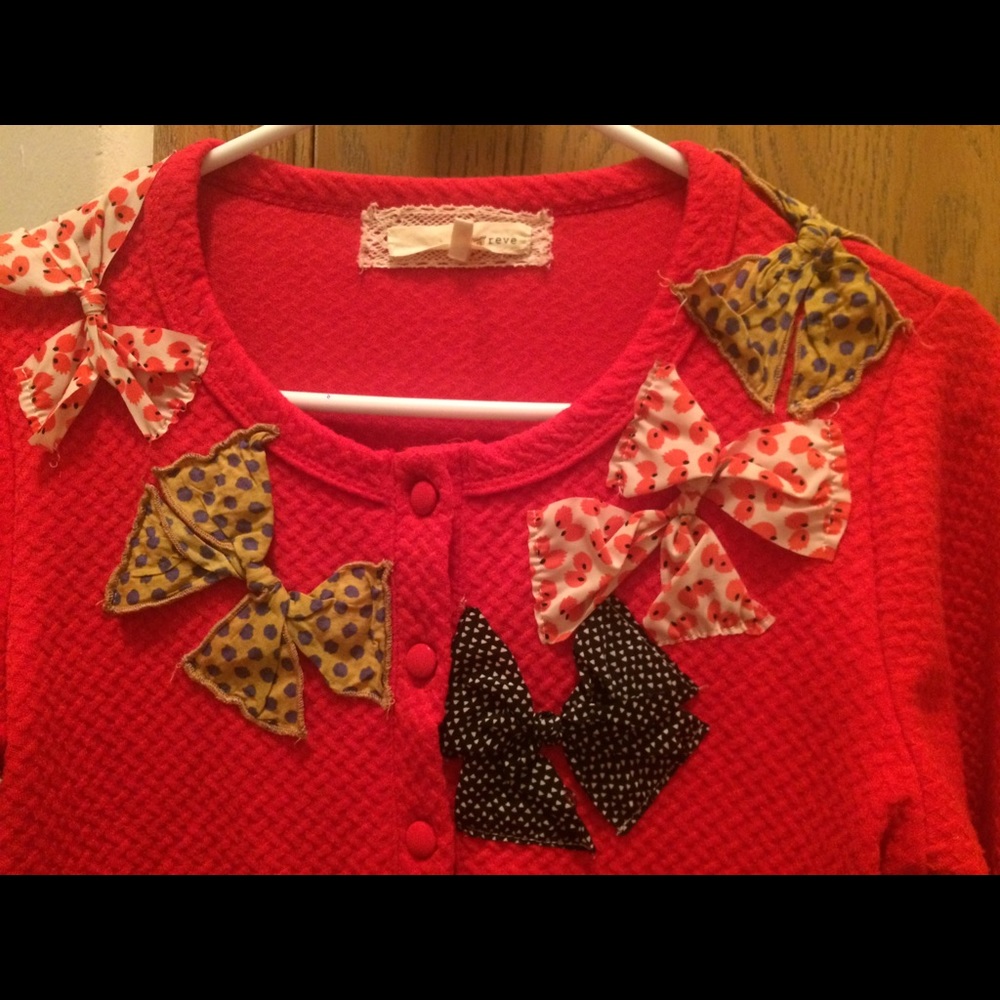 Bow Cardigan - Picture 2 of 4