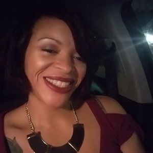 Meet your Posher, Rochelle