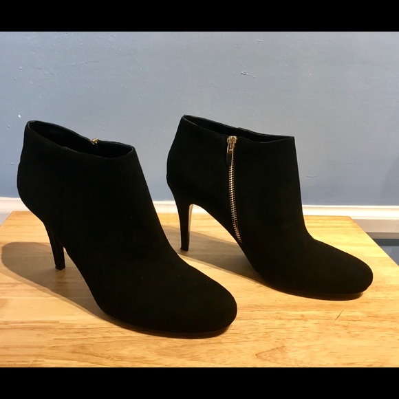 Fabulous Audrey Brooke Leather Booties! Worn Twice - Picture 2 of 3