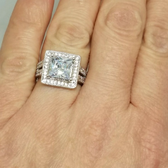 NWOT Square Cz Engagement Ring Size 6 - Picture 4 of 4