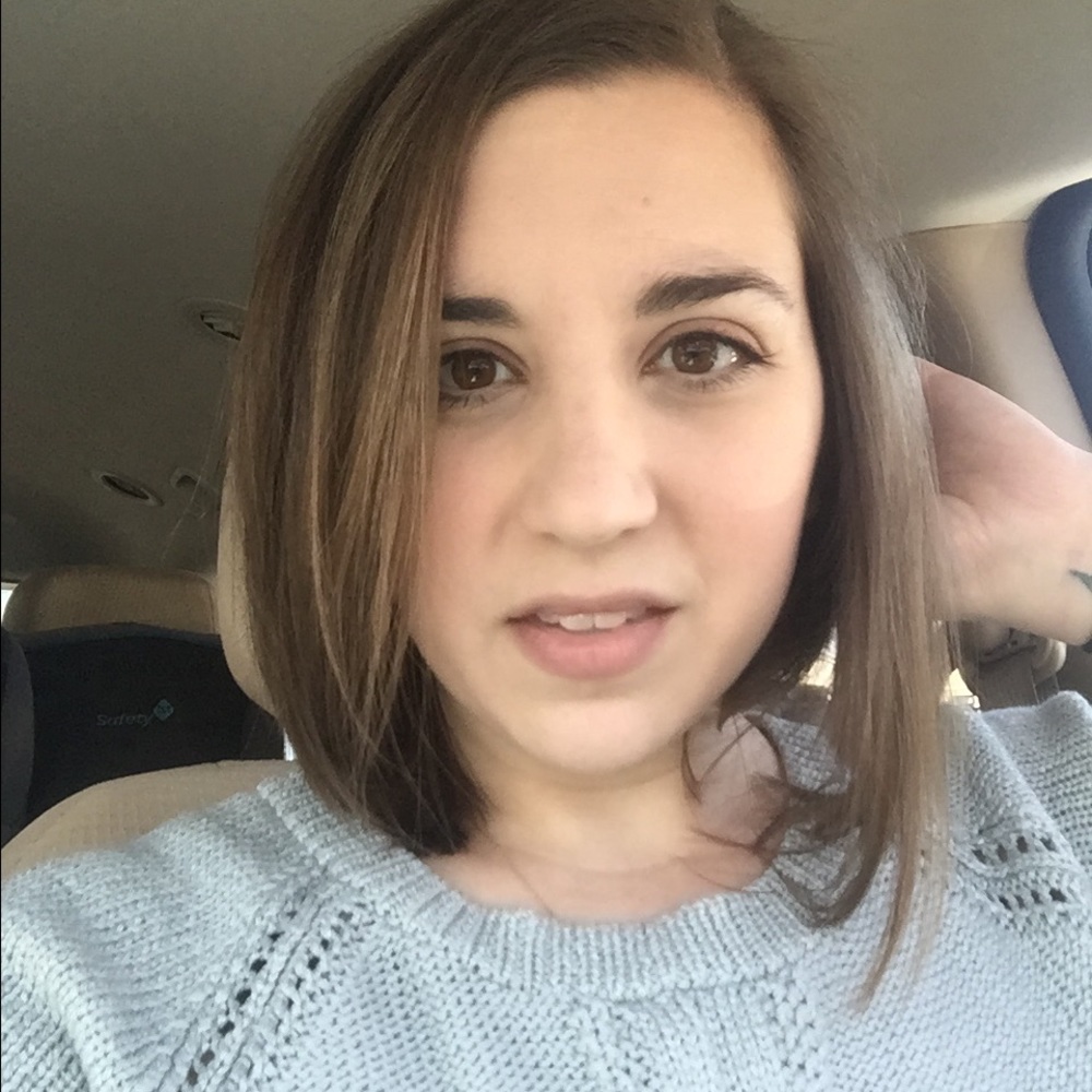 Meet your Posher, Christina