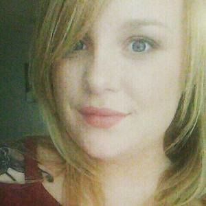 Meet your Posher, Caitlyn