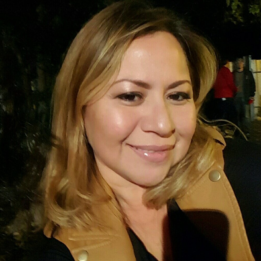 Meet your Posher, Damaris