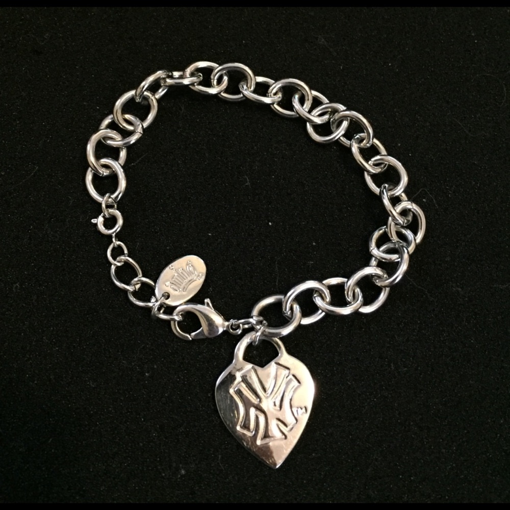 Yankees bracelet