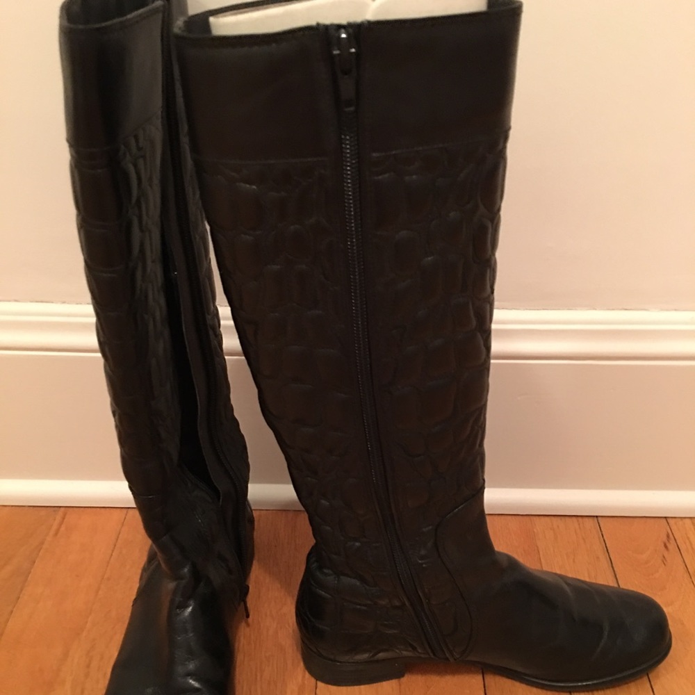 Black leather aviator Stuart Weitzman boots