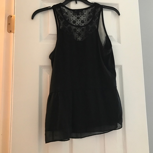 Black lace tank top - Picture 2 of 2