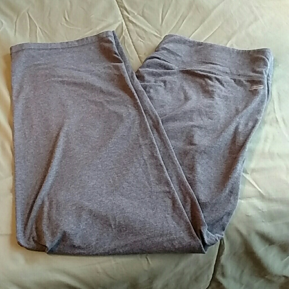 Danskin Now yoga pants