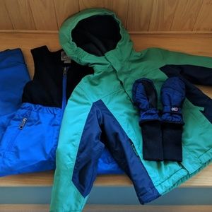 FREE snow bibs + mittens with coat purchase