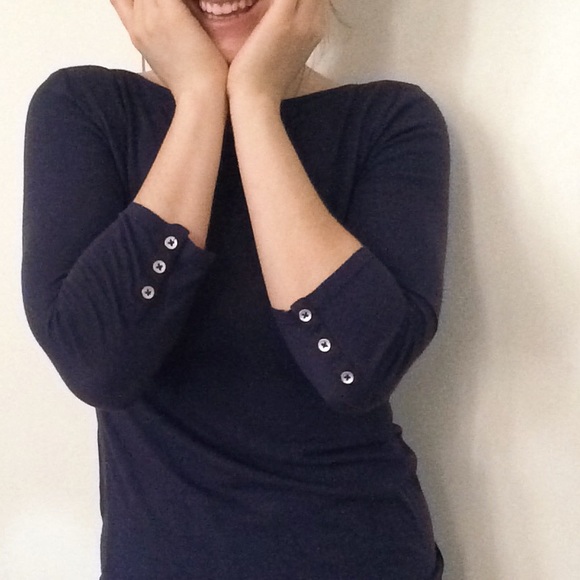 🌟WILLI SMITH🌟 3/4 sleeve top - Picture 3 of 4