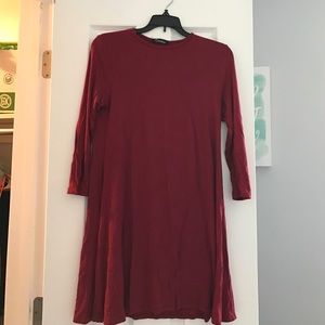 Maroon three quarter sleeve dress