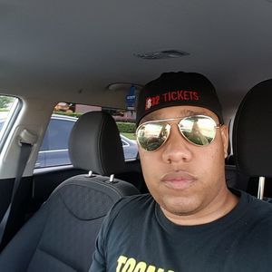 Meet your Posher, Luis