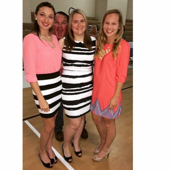 Pink dress - Picture 3 of 3