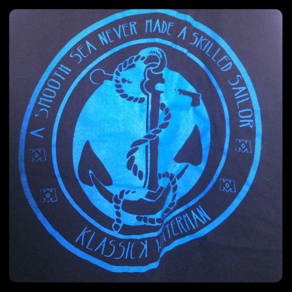 Nautical black tank