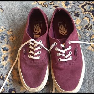 Suede cranberry vans size 7