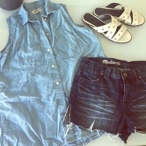 Madewell Courier Chambray sleeveless top