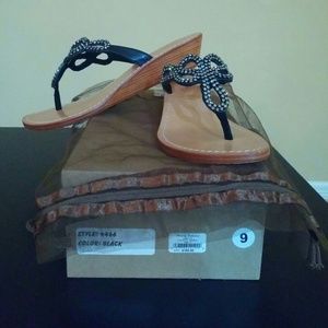 Tommy Bahama Wedged Black Sandals