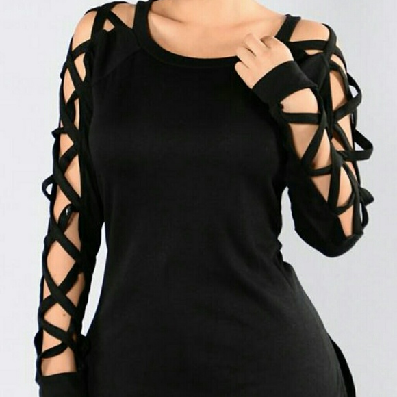 Fashion Nova Tops - New w tags!! Caged sleeve top