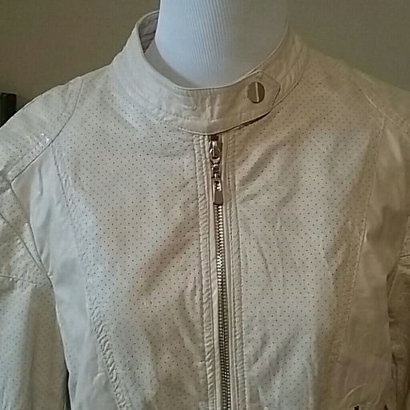 SOLD. New jacket from Spain, size L (us 4-6) - Picture 2 of 6