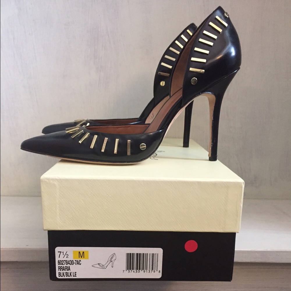 Rachel Roy 'Rraria' Black Pumps - Picture 6 of 7