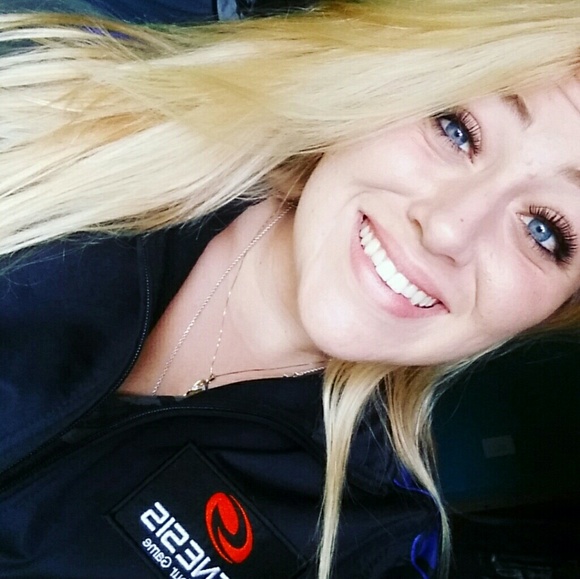 Meet your Posher, Brittany - Picture 1 of 1