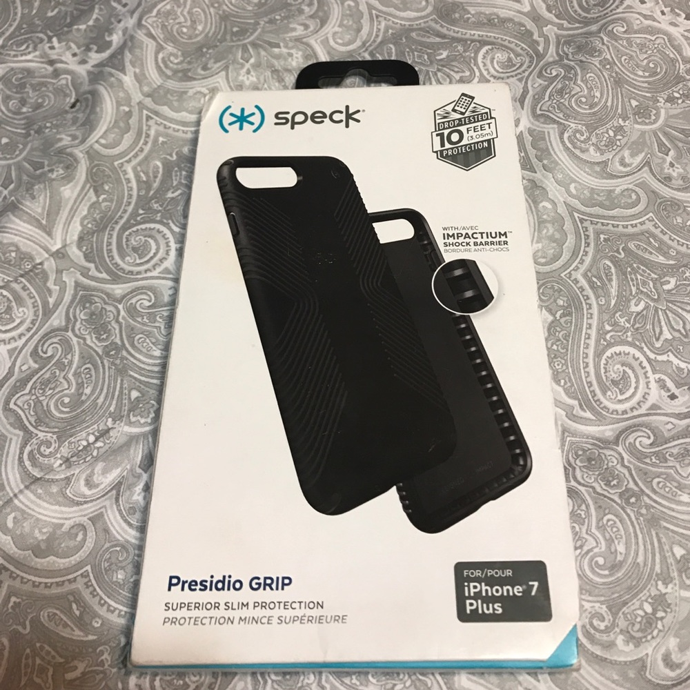iPhone 7 plus speck case