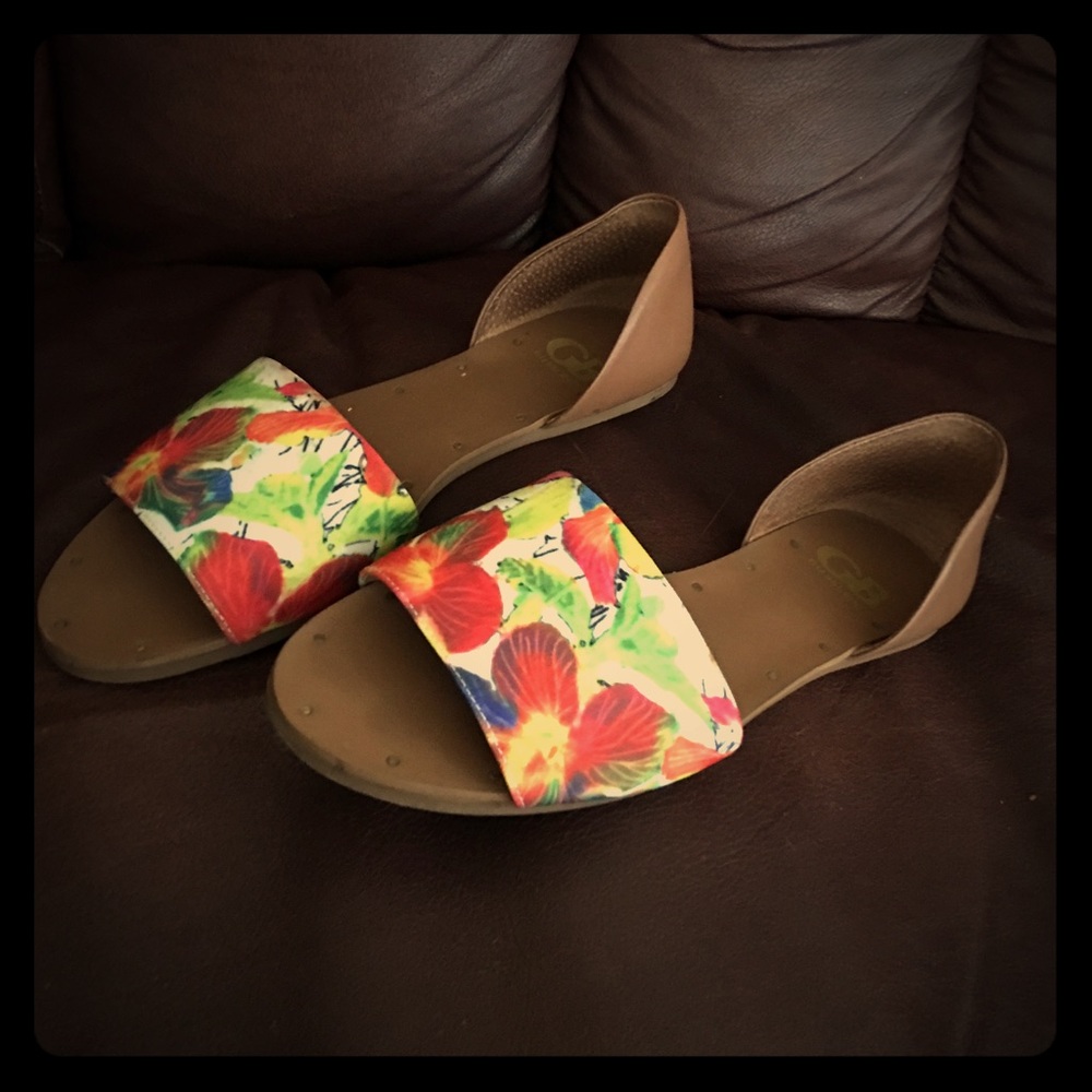 sandals