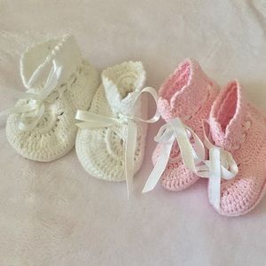 Baby girl booties