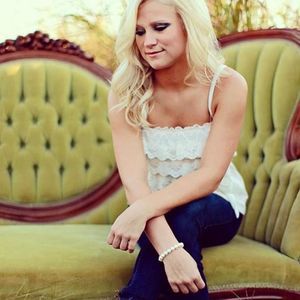 Meet your Posher, Bailey