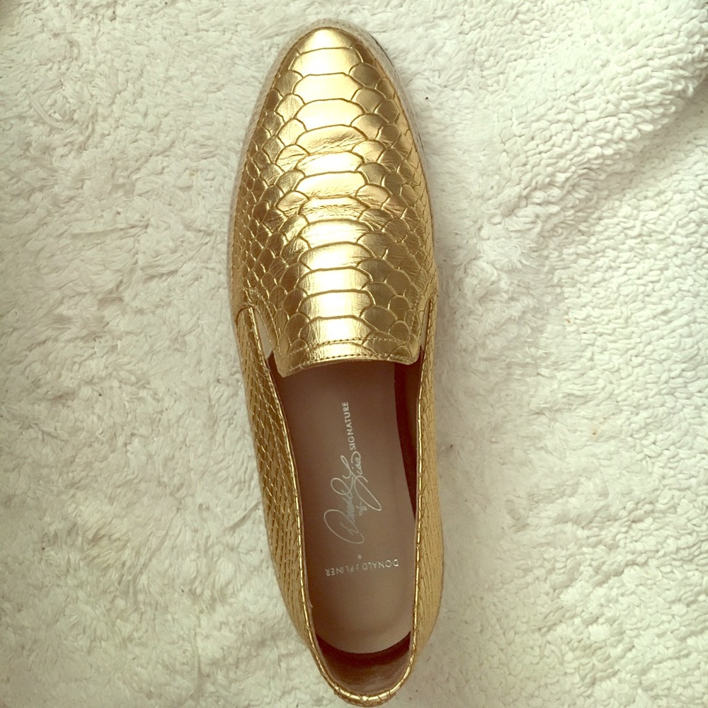 Donald Pliner Signature Shoes
