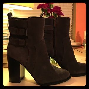 BCBG grey suede savannah booties 👻