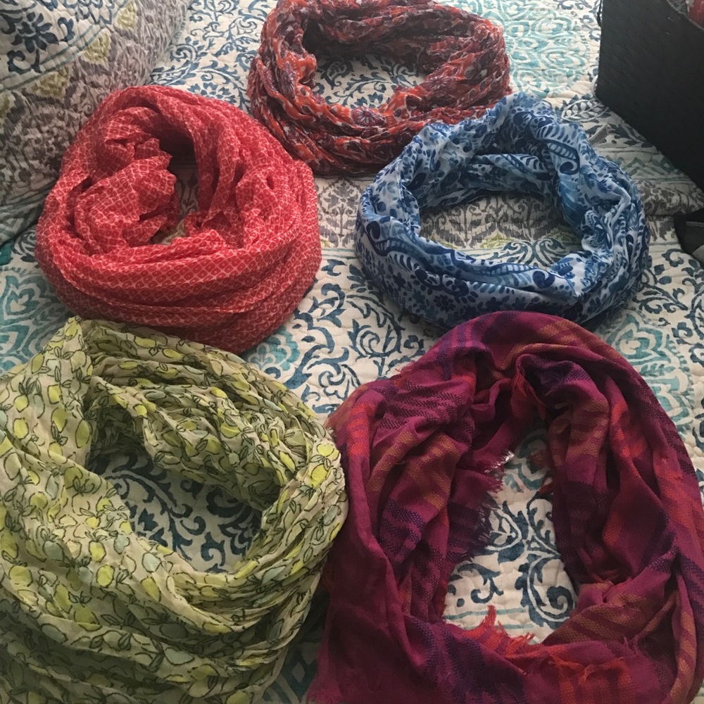 5 infinity scarf BUNDLE 🌺