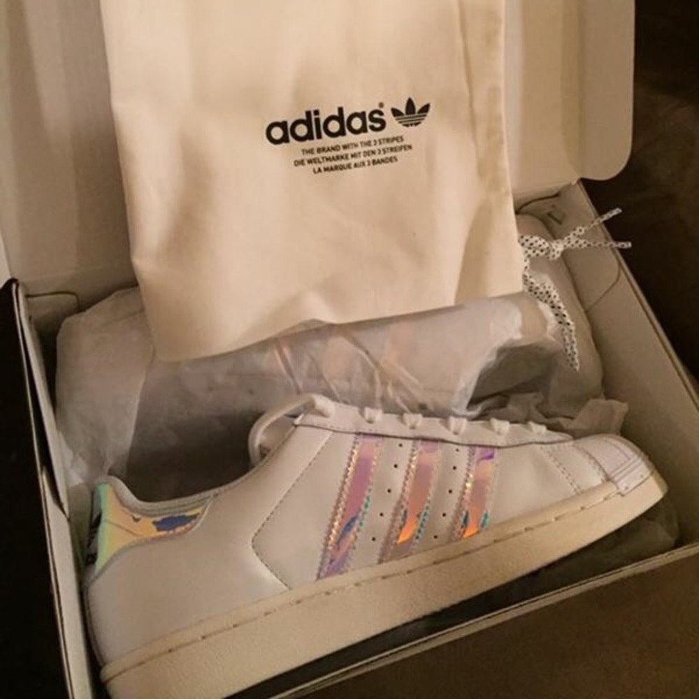 Adidas superstar holographic