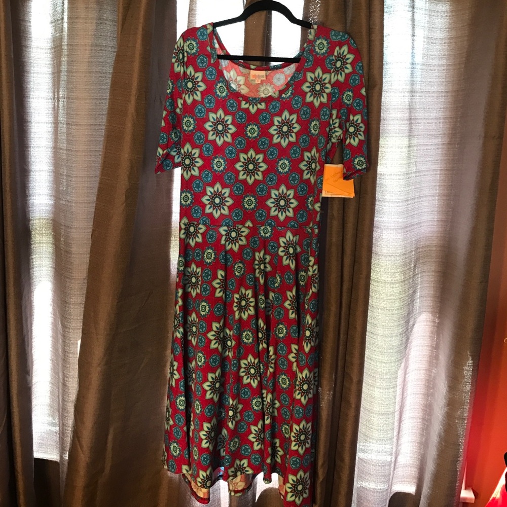 LuLaRoe Nicole NWT Nicole