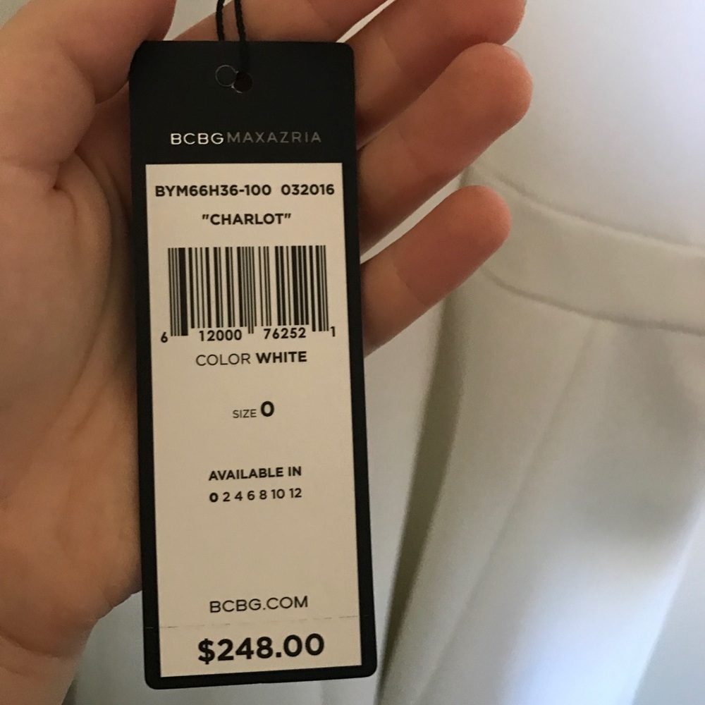 ❌SOLD❌ 🆕 BCBGMAXAZRIA Charlotte Dress - Picture 4 of 6