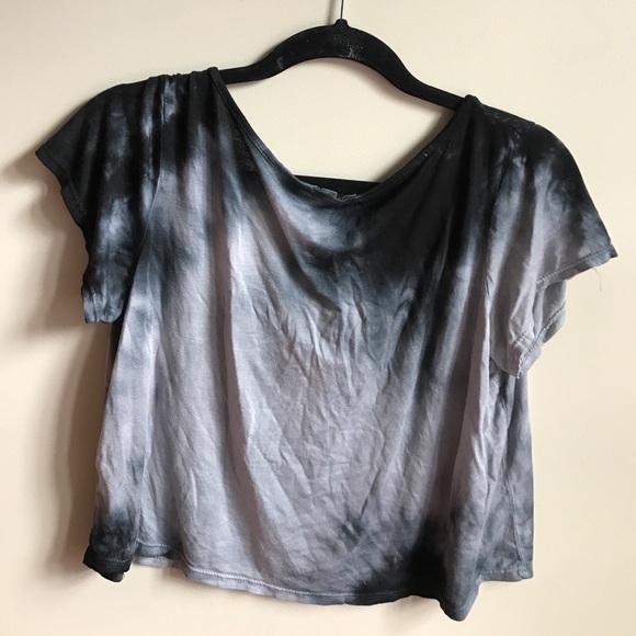 Black and white tie-dye crop top - Picture 2 of 3