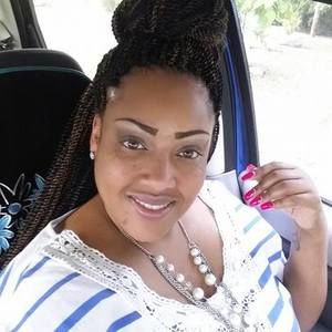 Meet your Posher, Latasha