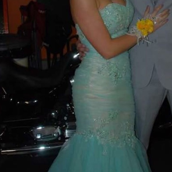Prom Dress - Picture 2 of 2