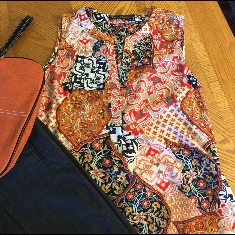 Rose & Olive High Low Sleeveless Blouse