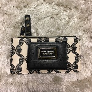 BETSEY JOHNSON WALLET