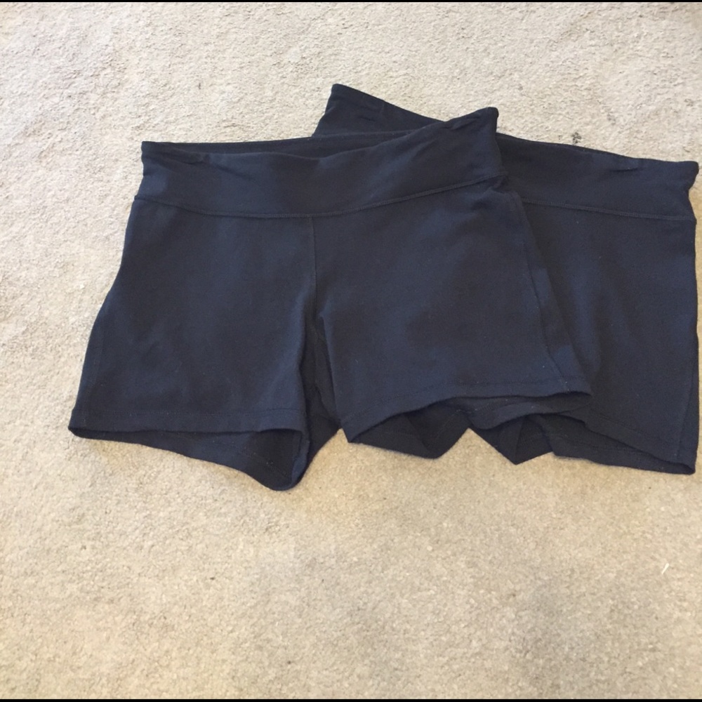 Exercise spandex shorts
