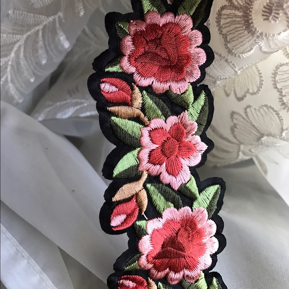 🌸🌹Floral Choker - Picture 3 of 8