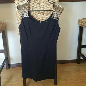 Large guess dress